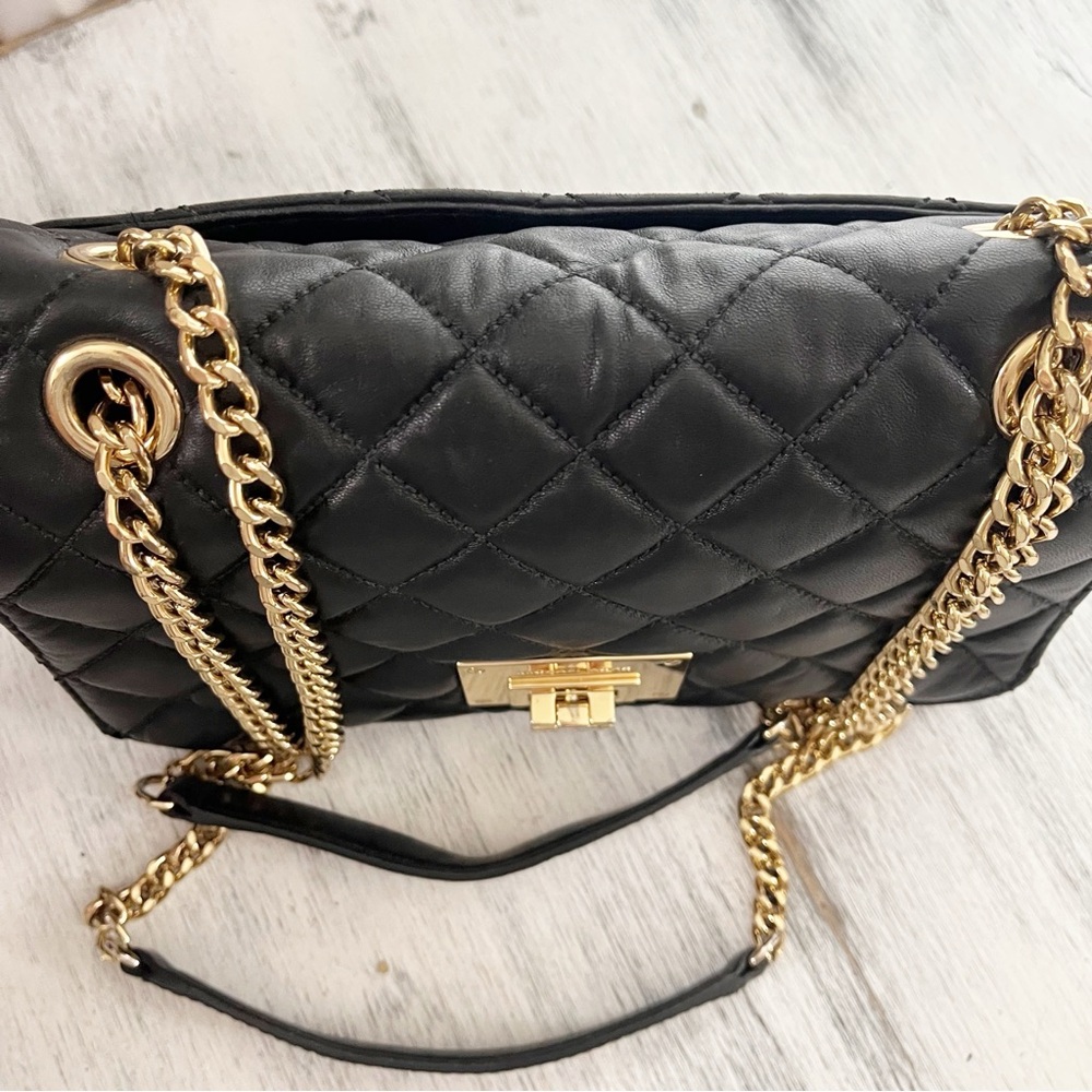 Michael Kors Black Quilted Gold Chain detail Crossbody Handbag - Picture 3 of 16